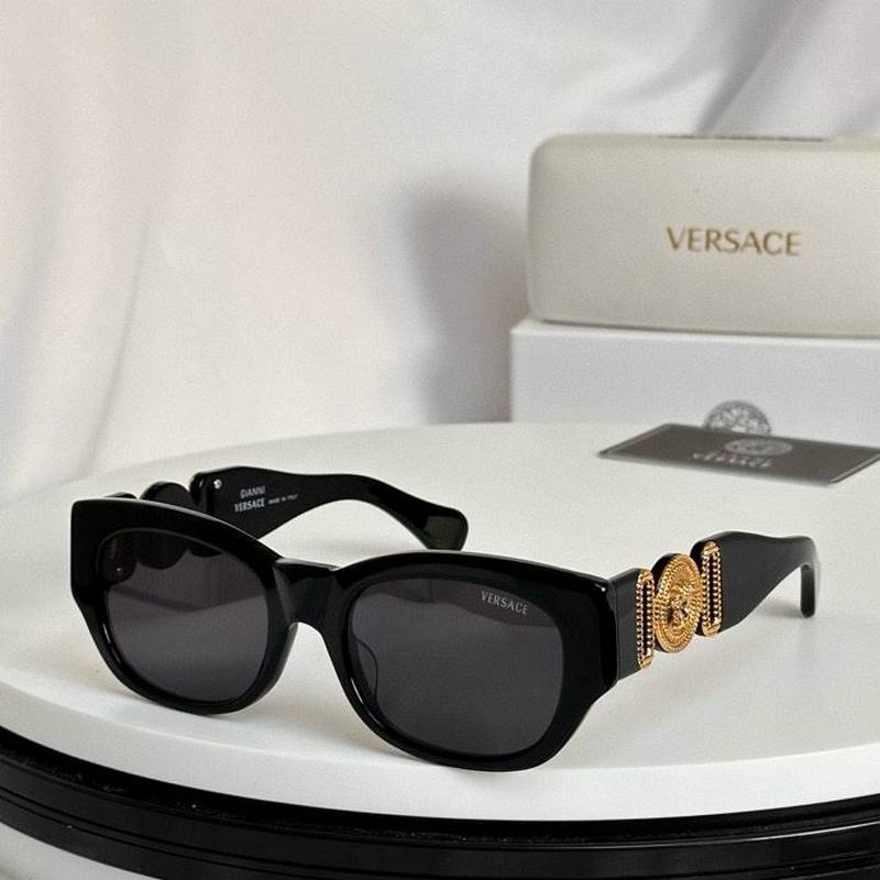 Versace Sunglasses 77